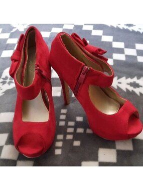 Ollio Red Faux Suede Open Toe Platform High Heel Pumps Size 7